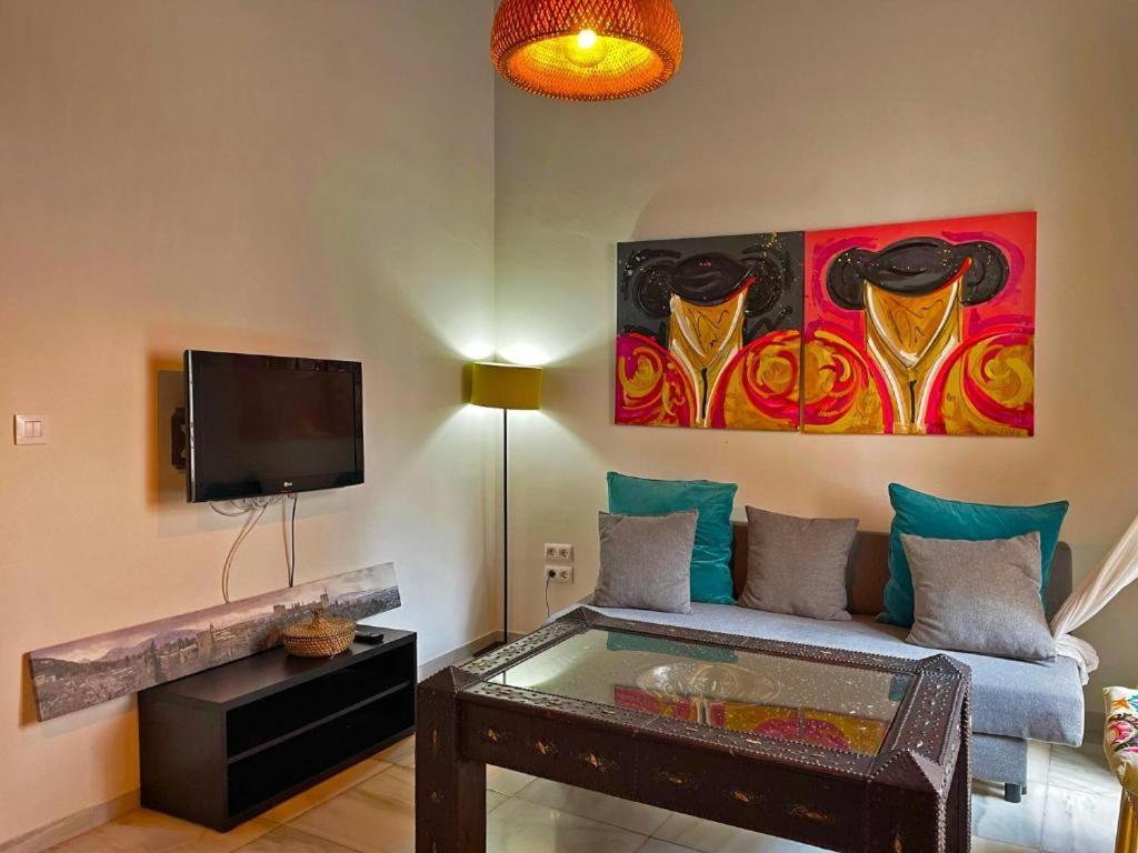 Apartamento Vitoria. Jerez de la Frontera Exterior photo